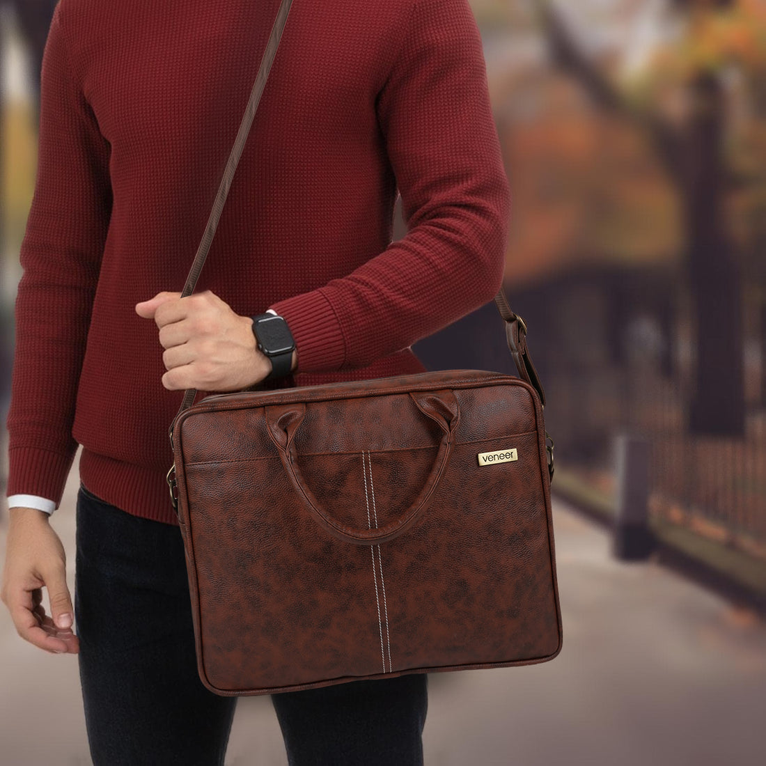 The Urban Voyager Laptop Messenger Bag - veneer